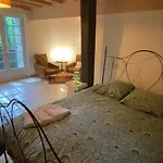 Couette-café Moulin Sous La Vergne Nanteuil-en-Vallée
