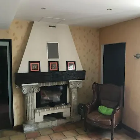 Moulin Sous La Vergne Couette-café