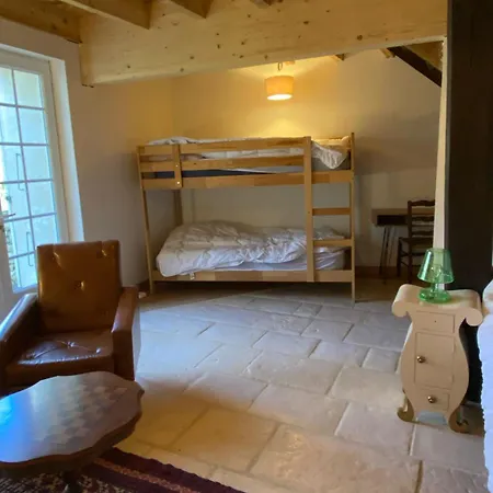Bed & Breakfast Moulin Sous La Vergne 3*