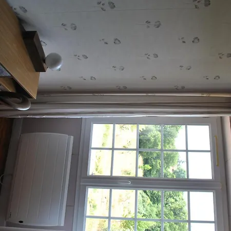 Moulin Sous La Vergne Bed & Breakfast 3*