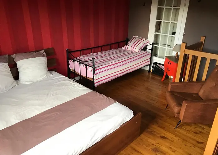 Moulin Sous La Vergne Bed & Breakfast 3*